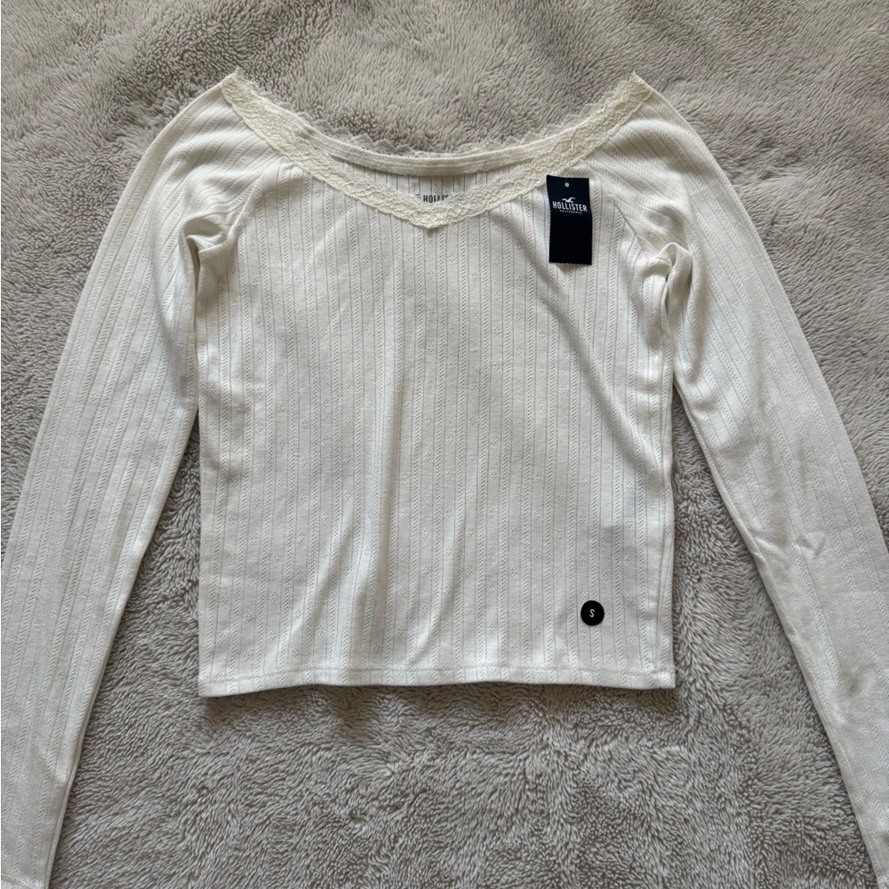 Hollister lace trim longsleeve
